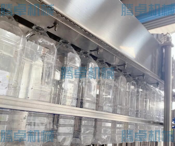 灌裝機(jī)廠家 灌裝機(jī)廠家